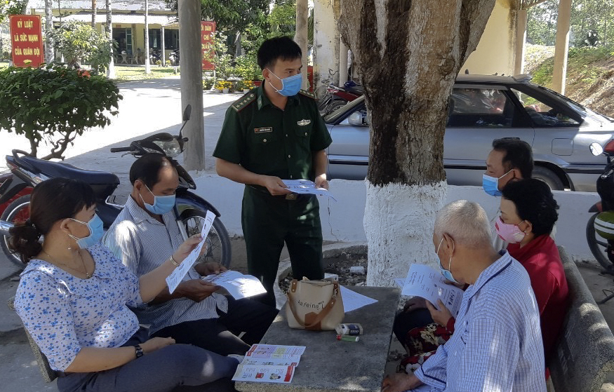 Biên phòng Long An tuyên truyền biện pháp phòng dịch Covid-19